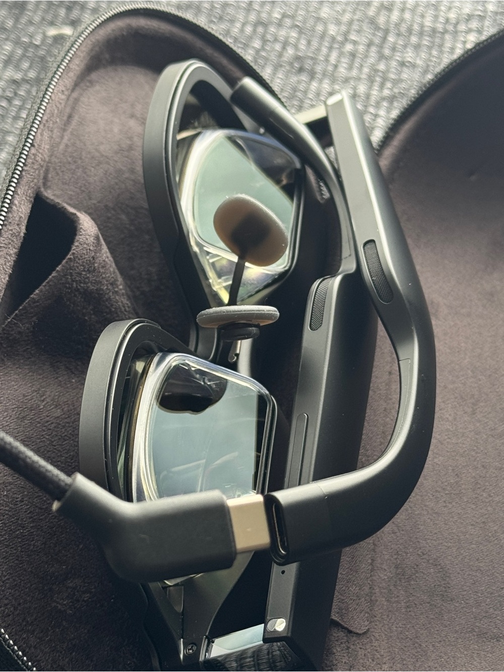 NREAL Air AR Smart Glasses USB-C Wearable Display Bundle
